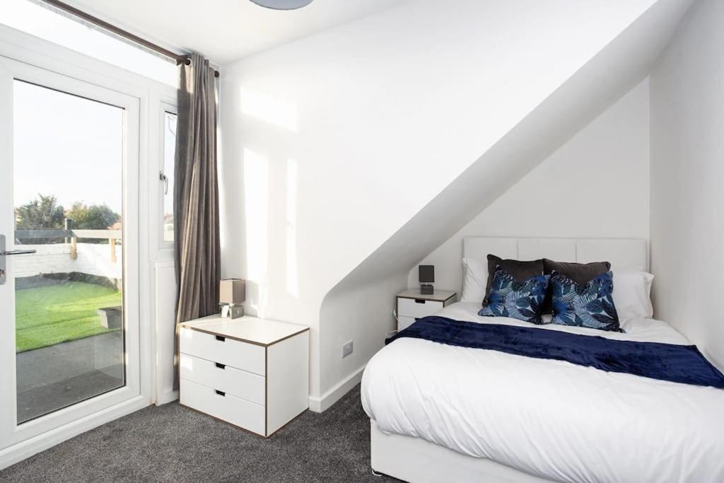 2 Bed Apartment Near The Beach Southend-on-Sea Exterior foto