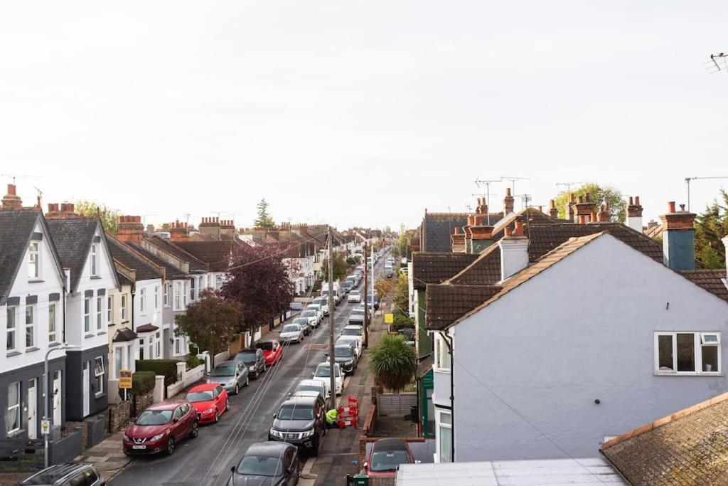 2 Bed Apartment Near The Beach Southend-on-Sea Exterior foto