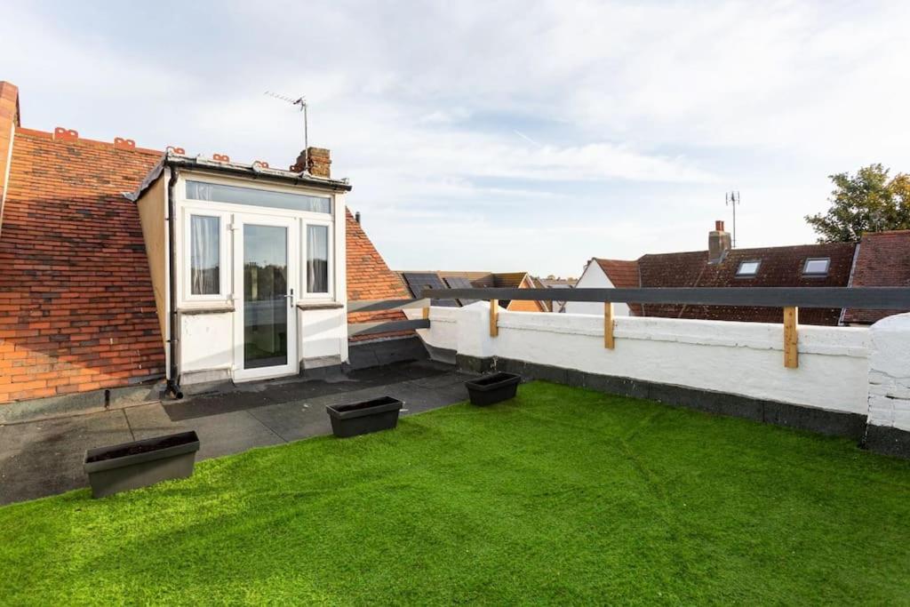 2 Bed Apartment Near The Beach Southend-on-Sea Exterior foto